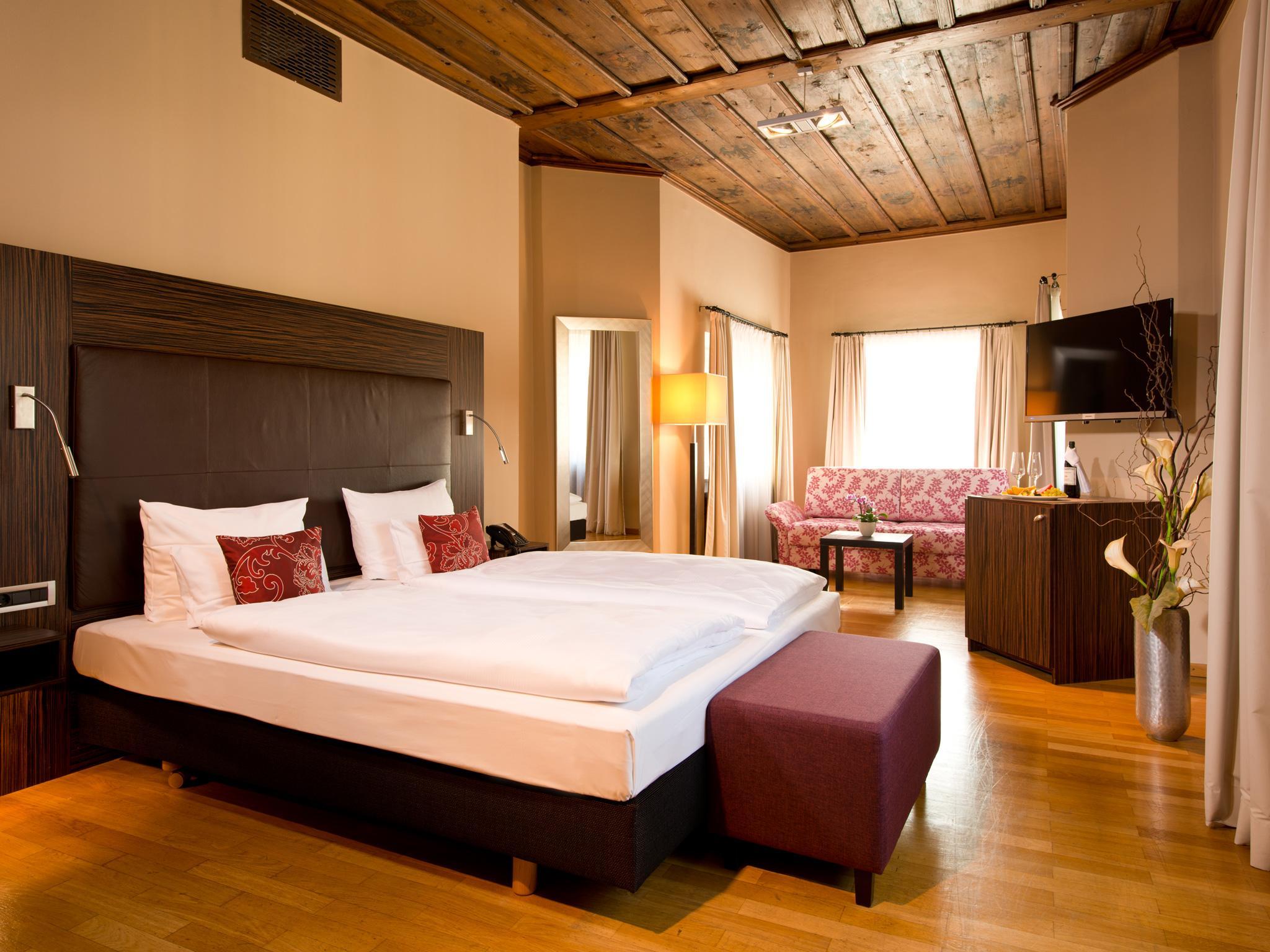 Herzogshof - Boutique-Hotel Am Dom Регенсбург Экстерьер фото