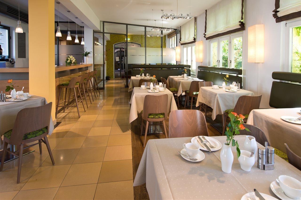 Herzogshof - Boutique-Hotel Am Dom Регенсбург Экстерьер фото
